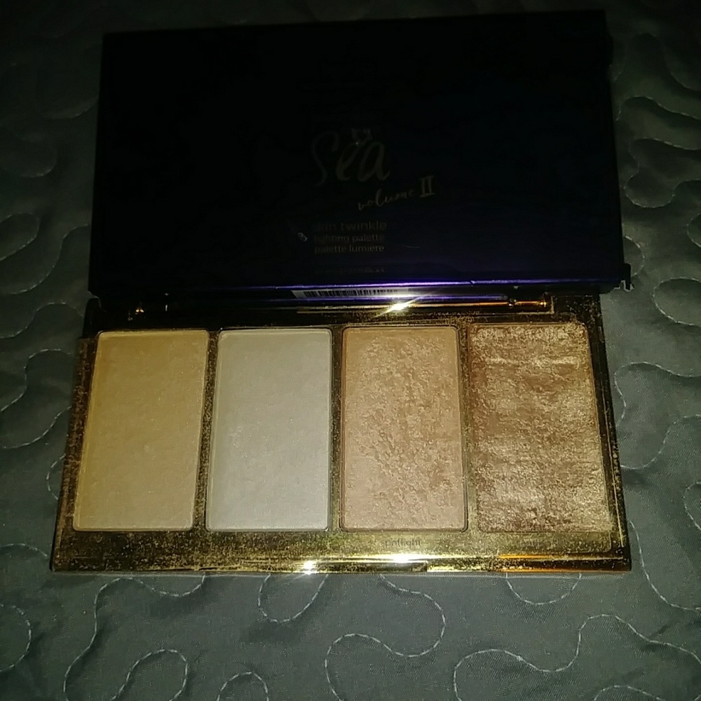 Tarte Highlighter